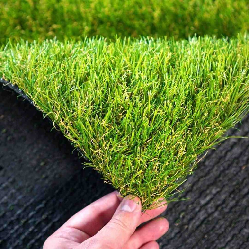 Artificial turf